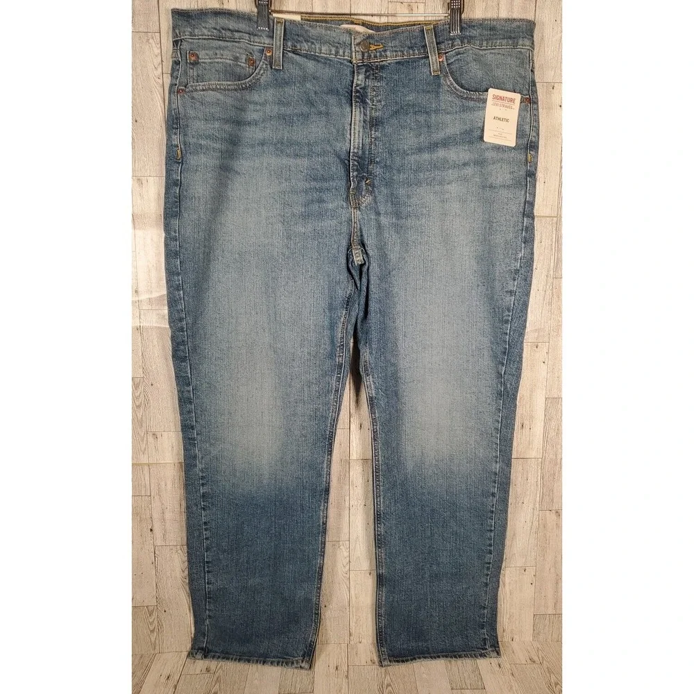 Levi Strauss Signature Jeans 42x30 Mens Athletic Denim Medium Wash NEW
